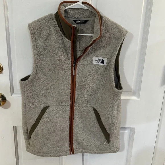 The North Face Men's Campshire Sherpa Fleece Vest Large - Picture 1 of 7